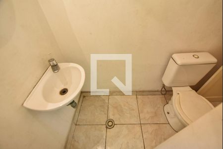 Casa à venda com 100m², 2 quartos e 1 vagaLavabo