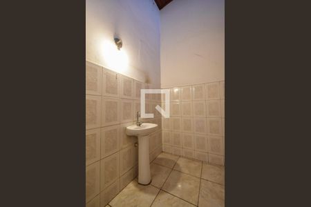 Casa à venda com 100m², 2 quartos e 1 vagaBanheiro 