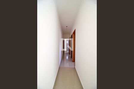 Corredor de apartamento para alugar com 2 quartos, 140m² em Utinga, Santo André