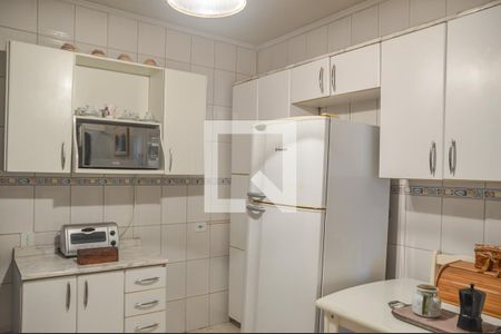 Casa à venda com 158m², 3 quartos e 2 vagas Casa à venda com 158m², 3 quartos e 2 vagasCozinha