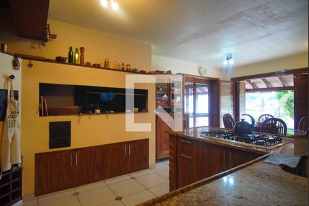 Casa à venda com 273m², 4 quartos e 2 vagas Casa à venda com 273m², 4 quartos e 2 vagasCozinha