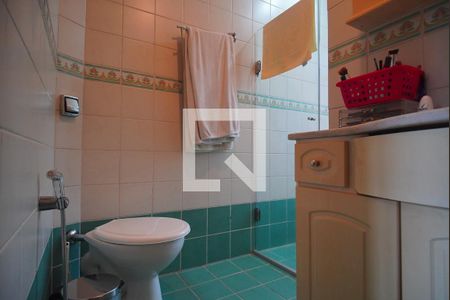 Casa à venda com 273m², 4 quartos e 2 vagas Casa à venda com 273m², 4 quartos e 2 vagasBanheiro da Suíte