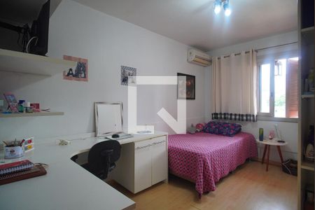 Casa à venda com 273m², 4 quartos e 2 vagas Casa à venda com 273m², 4 quartos e 2 vagasQuarto 3