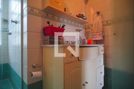 Casa à venda com 273m², 4 quartos e 2 vagas Casa à venda com 273m², 4 quartos e 2 vagasBanheiro da Suíte