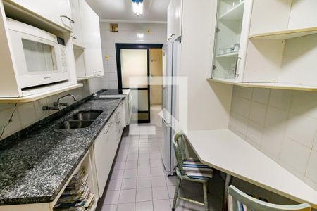 Apartamento à venda com 115m², 3 quartos e 3 vagasCozinha - Armários