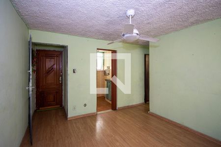 Sala de apartamento para alugar com 2 quartos, 55m² em Estrela do Norte, São Gonçalo