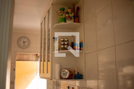 Casa para alugar com 75m², 2 quartos e 1 vagaCozinha - Armários