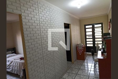 Casa à venda com 4 quartos, 240m² em Vila Continental, São Paulo