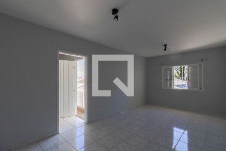 Casa à venda com 217m², 3 quartos e 4 vagasEdícula