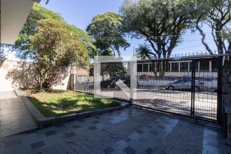 Casa à venda com 217m², 3 quartos e 4 vagasEntrada