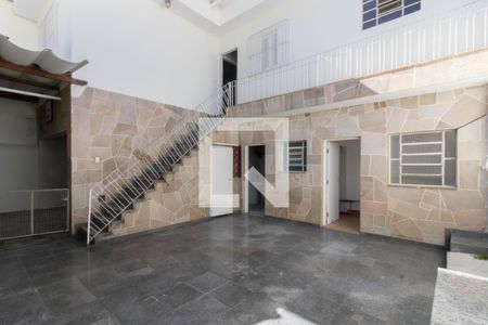 Casa à venda com 217m², 3 quartos e 4 vagasÁrea Externa