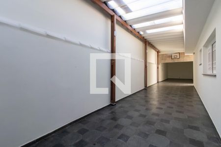Casa à venda com 217m², 3 quartos e 4 vagasGaragem