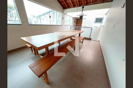 Casa à venda com 3 quartos, 220m² em Vila Guilherme, São Paulo