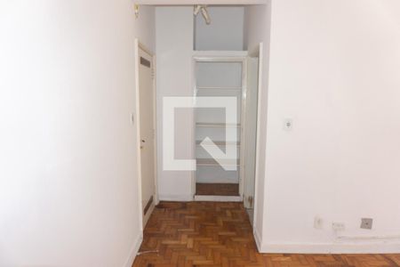 Studio para alugar com 38m², 1 quarto e sem vagaCozinha - Armários