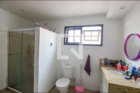 Casa para alugar com 200m², 4 quartos e 2 vagas Casa para alugar com 200m², 4 quartos e 2 vagasBanheiro