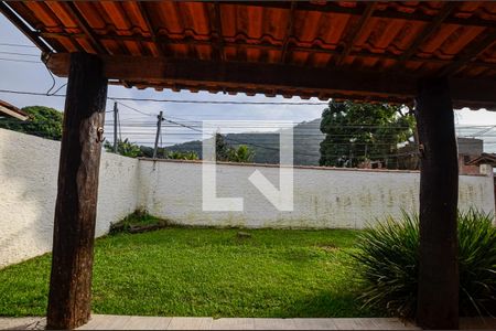 Casa para alugar com 200m², 4 quartos e 2 vagas Casa para alugar com 200m², 4 quartos e 2 vagasVista