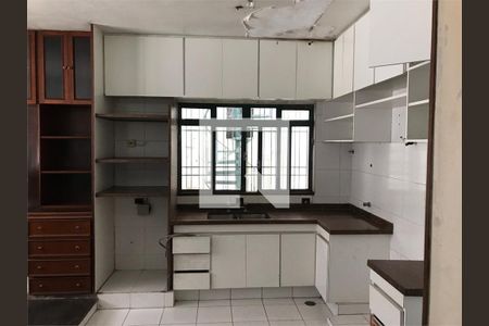 Casa à venda com 3 quartos, 200m² em Jardim Peri Peri, São Paulo