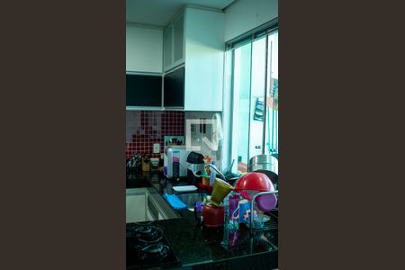 Casa à venda com 280m², 3 quartos e 2 vagas Casa à venda com 280m², 3 quartos e 2 vagasCozinha