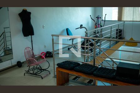 Casa à venda com 280m², 3 quartos e 2 vagas Casa à venda com 280m², 3 quartos e 2 vagasAcademia