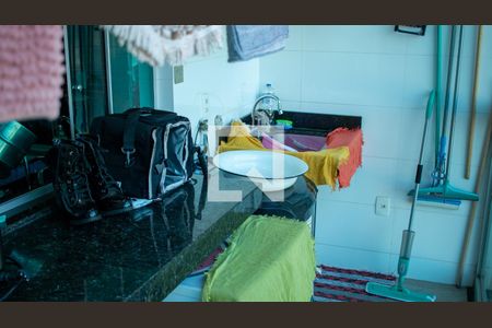 Casa à venda com 280m², 3 quartos e 2 vagas Casa à venda com 280m², 3 quartos e 2 vagasÁrea de Serviço