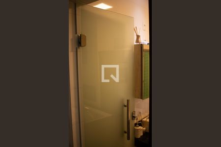 Casa à venda com 280m², 3 quartos e 2 vagas Casa à venda com 280m², 3 quartos e 2 vagasBanheiro da Suíte 1