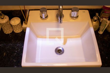 Casa à venda com 280m², 3 quartos e 2 vagas Casa à venda com 280m², 3 quartos e 2 vagasBanheiro da Suíte