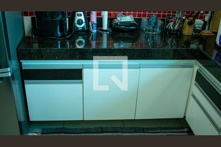 Casa à venda com 280m², 3 quartos e 2 vagas Casa à venda com 280m², 3 quartos e 2 vagasCozinha