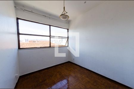 Quarto de apartamento para alugar com 1 quarto, 70m² em Carlos Prates, Belo Horizonte