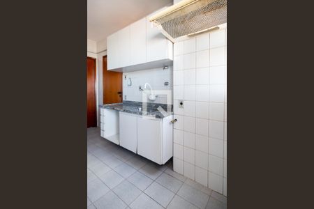 Cozinha de apartamento à venda com 3 quartos, 112m² em Vila Congonhas, São Paulo
