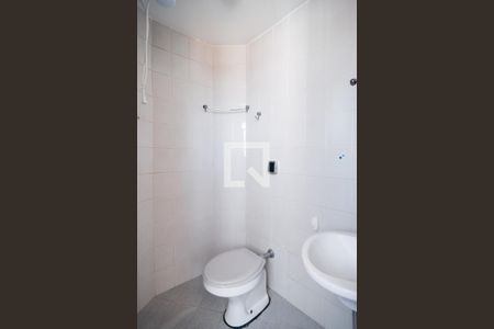 Apartamento à venda com 112m², 3 quartos e 2 vagas Apartamento à venda com 112m², 3 quartos e 2 vagasBanheiro de Serviço