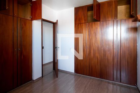 Apartamento à venda com 112m², 3 quartos e 2 vagas Apartamento à venda com 112m², 3 quartos e 2 vagasQuarto 3 - Suíte