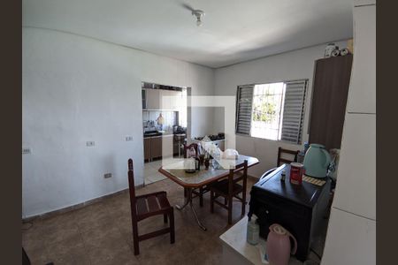 Casa à venda com 450m², 8 quartos e 4 vagas Casa à venda com 450m², 8 quartos e 4 vagasSala de Jantar