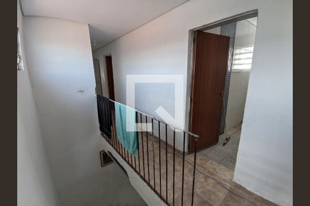 Casa à venda com 450m², 8 quartos e 4 vagas Casa à venda com 450m², 8 quartos e 4 vagasCorredor