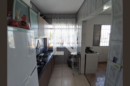 Casa à venda com 450m², 8 quartos e 4 vagas Casa à venda com 450m², 8 quartos e 4 vagasCozinha