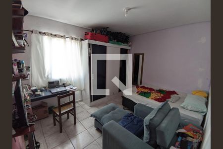 Casa à venda com 450m², 8 quartos e 4 vagas Casa à venda com 450m², 8 quartos e 4 vagasQuarto 3 casa 2