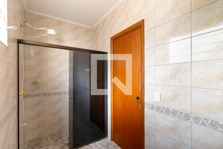 Casa para alugar com 256m², 3 quartos e 3 vagas Casa para alugar com 256m², 3 quartos e 3 vagasBanheiro da suíte
