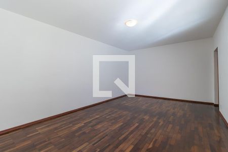 Sala 2 de casa para alugar com 3 quartos, 256m² em Cidade Universitária, Campinas