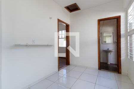 Casa para alugar com 256m², 3 quartos e 3 vagas Casa para alugar com 256m², 3 quartos e 3 vagasCopa