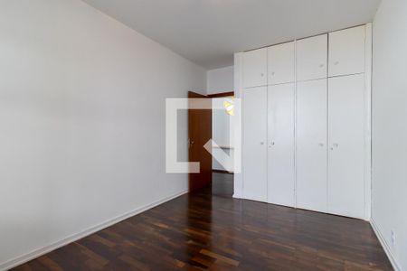 Casa para alugar com 256m², 3 quartos e 3 vagas Casa para alugar com 256m², 3 quartos e 3 vagasQuarto 3
