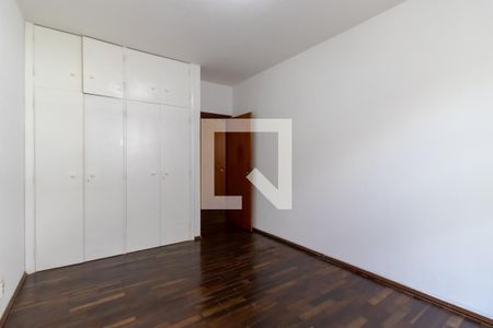 Casa para alugar com 256m², 3 quartos e 3 vagas Casa para alugar com 256m², 3 quartos e 3 vagasQuarto 2