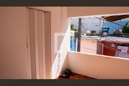 Casa à venda com 205m², 3 quartos e 2 vagas Casa à venda com 205m², 3 quartos e 2 vagasÁrea de Serviço