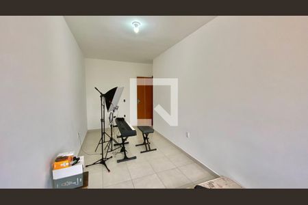 Casa à venda com 330m², 6 quartos e 4 vagas Casa à venda com 330m², 6 quartos e 4 vagasCasa 2 - Quarto