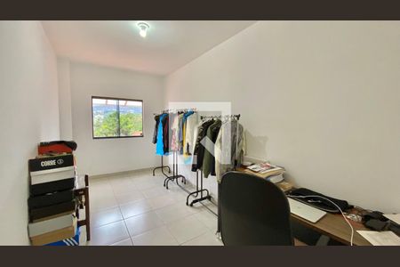 Casa à venda com 330m², 6 quartos e 4 vagas Casa à venda com 330m², 6 quartos e 4 vagasCasa 2 - Quarto