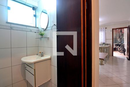 Casa à venda com 160m², 3 quartos e 2 vagasLavabo