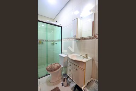 Casa à venda com 160m², 3 quartos e 2 vagasBanheiro Social