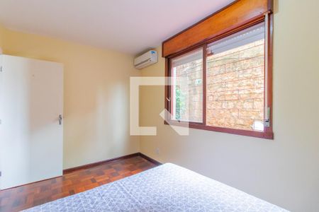 Quarto 1 de apartamento à venda com 2 quartos, 80m² em Santa Tereza, Porto Alegre