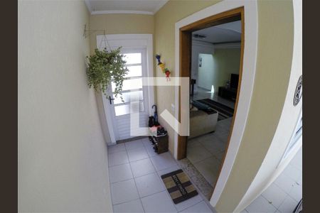 Casa à venda com 3 quartos, 190m² em Vila Nelson, São Paulo