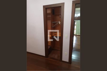 Casa à venda com 4 quartos, 338m² em Belvedere, Belo Horizonte