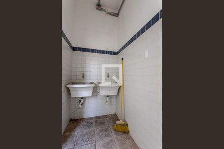 Casa para alugar com 320m², 5 quartos e sem vagaLavanderia/Banheiro De Serviços