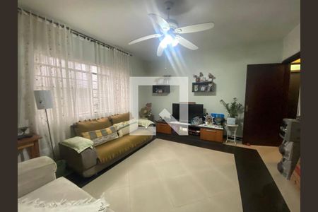 Casa à venda com 4 quartos, 330m² em Jardim Sonia, São Paulo